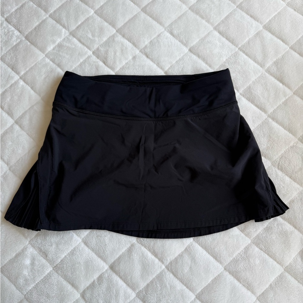 Black Lululemon Play it off the Pleat Skirt